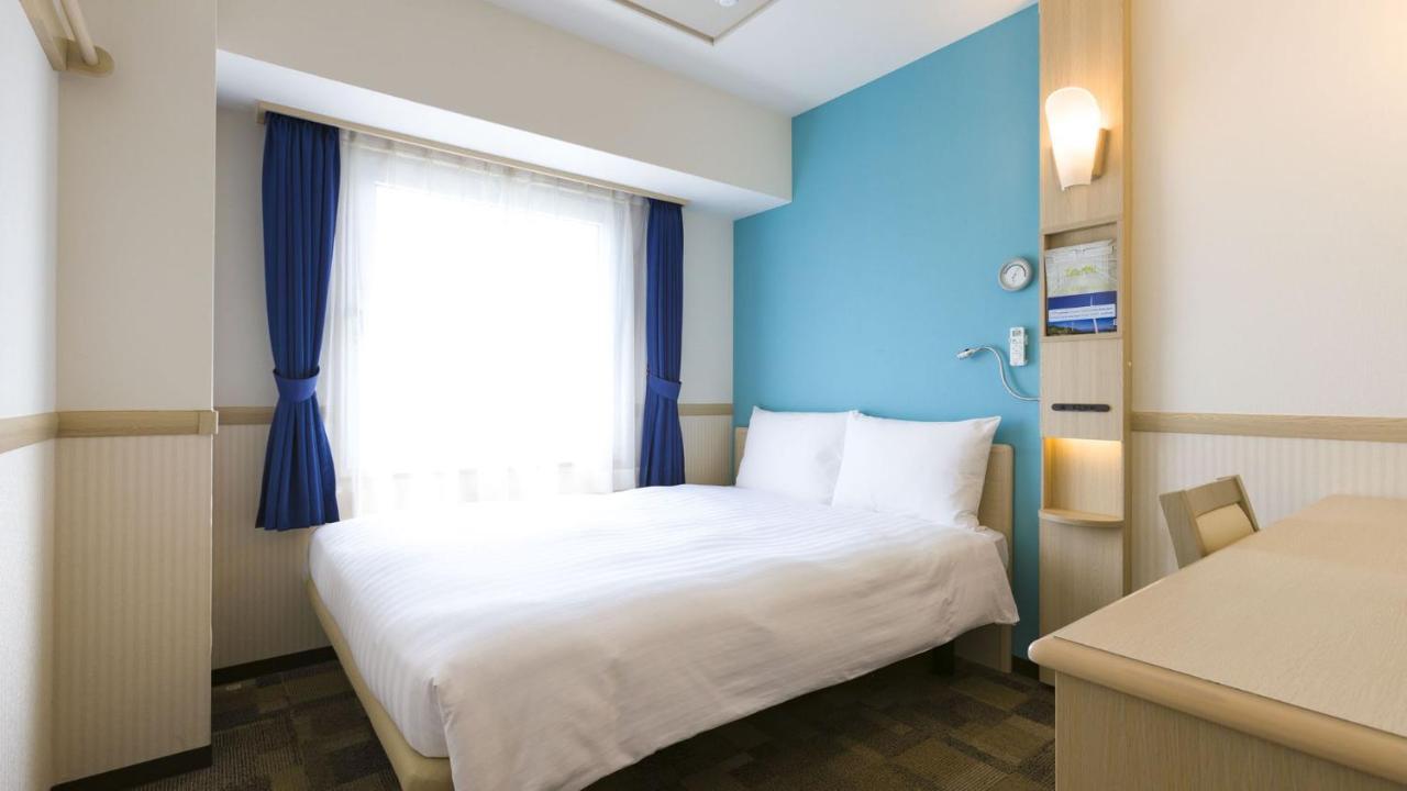 Toyoko Inn Osaka Hankyu Juso-Eki Nishi-Guchi No.2 Exterior foto